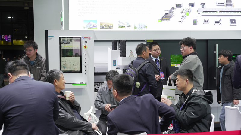松谷激光驚艷亮相2026上海國(guó)際機(jī)床展